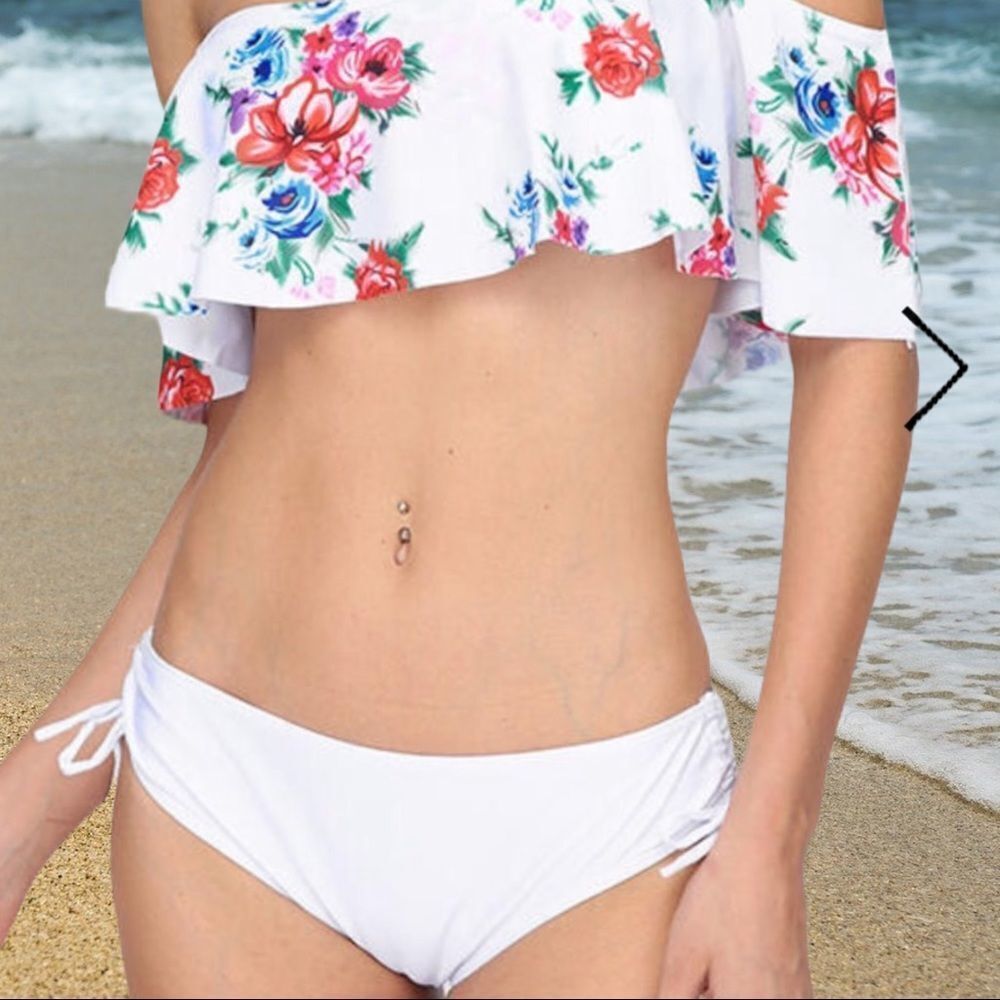 New!! 2 piece bikini - Picture 2 of 5